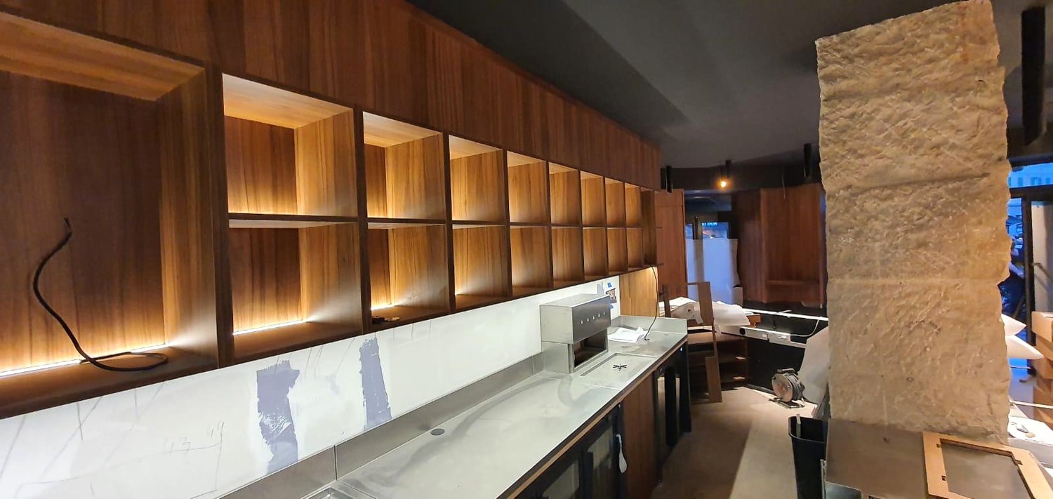 Niches et mobilier commercial