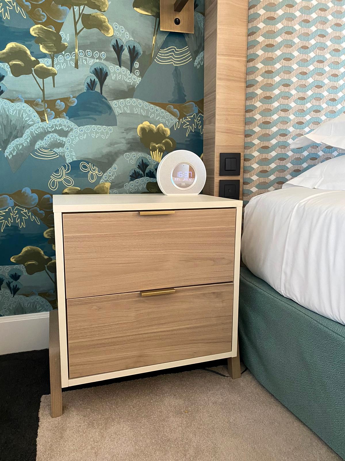 Chevet hôtelier sur mesure